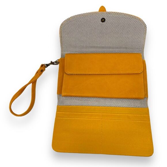 Isabella Wristlet Cell Phone Wallet Compact Purse Yellow Dust Vegan Leather NWT - Picture 12 of 14